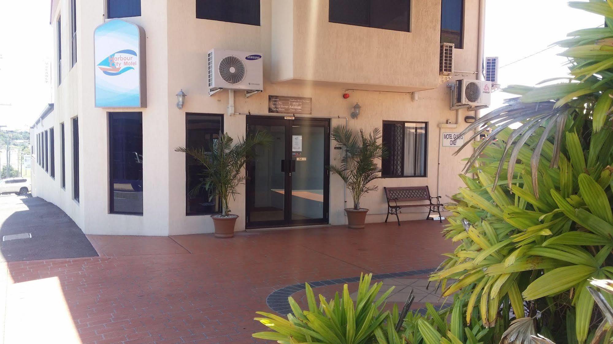 Harbour City Motel Gladstone Exterior photo